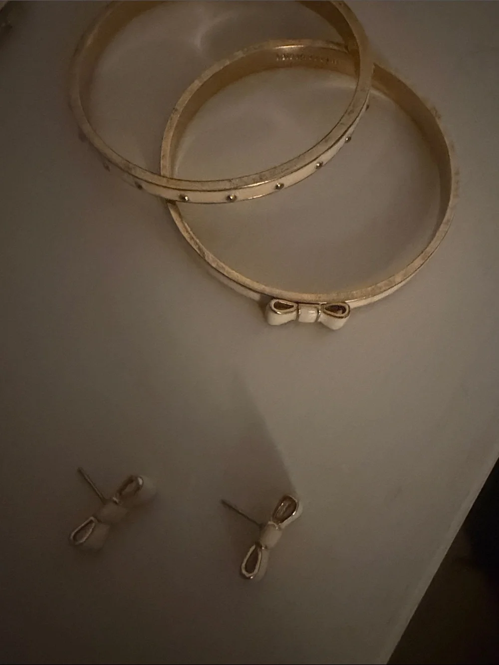 Womens Cream Bow Bracelet and Stud Earrings Set